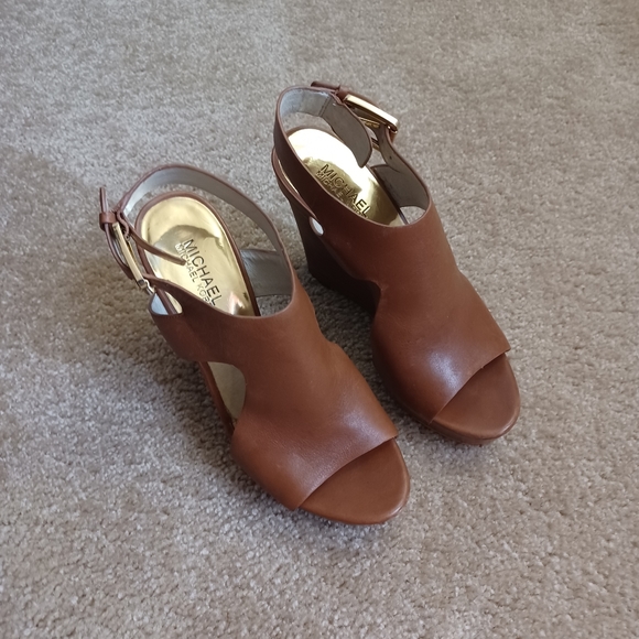 Micheal Kors Brown Wedge Sandals- Size 6.5 M - Picture 2 of 15